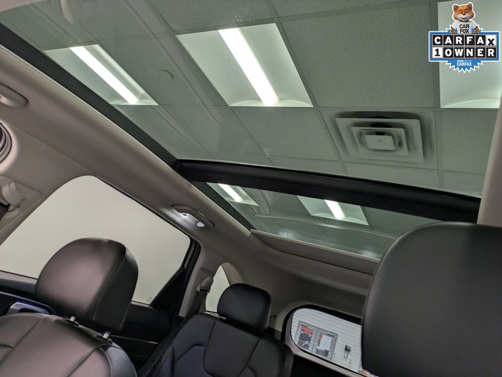 Certified 2022 Kia Sorento SX AWD/4WD image 21
