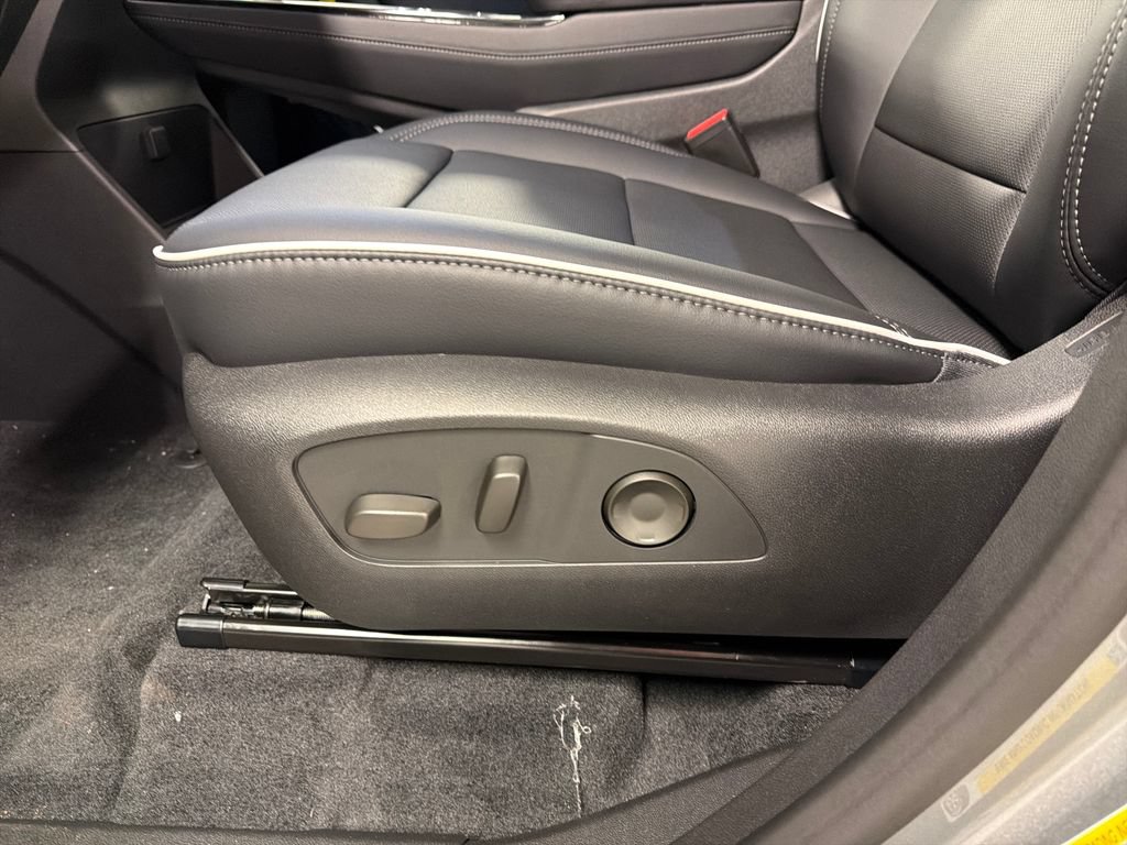 New 2027 Buick Enclave Preferred w/ Power Package FWD image 24