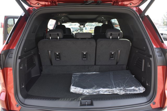 New 2026 Chevrolet Traverse LT w/ Sun and Wheel Package image 18
