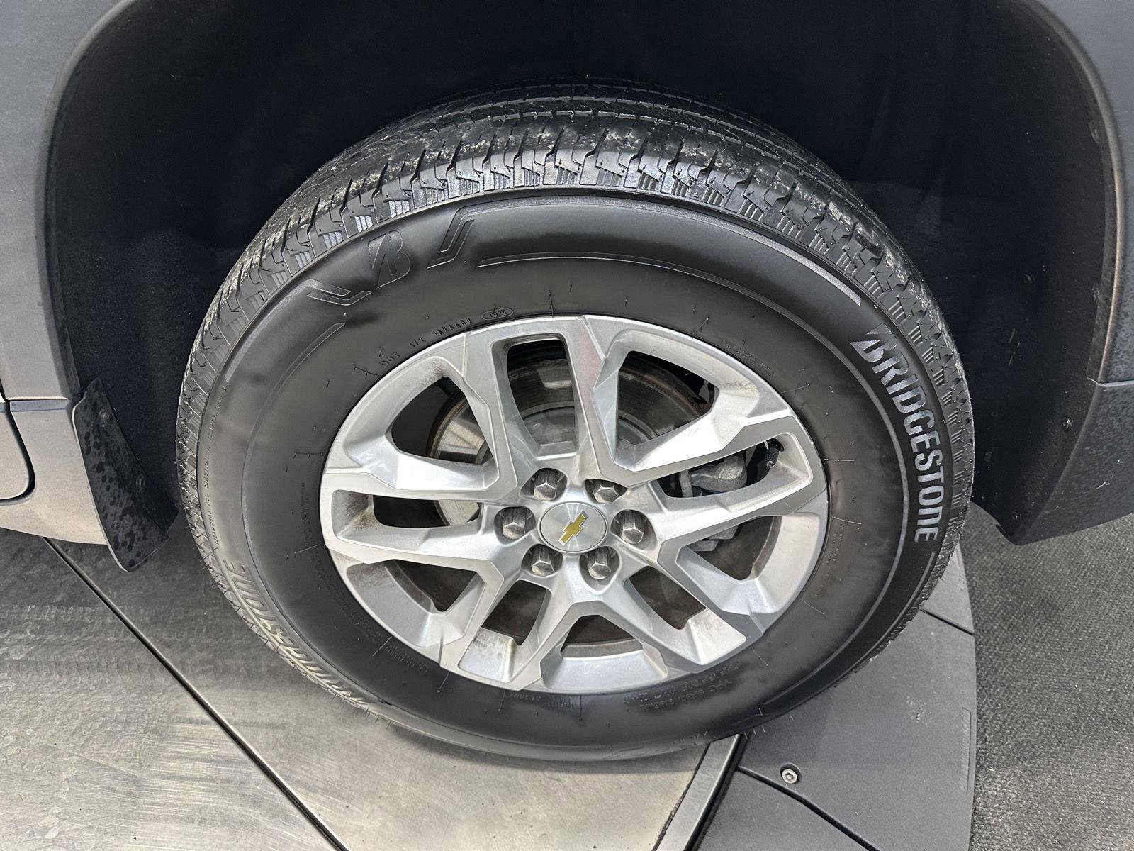 Used 2018 Chevrolet Traverse LT image 10