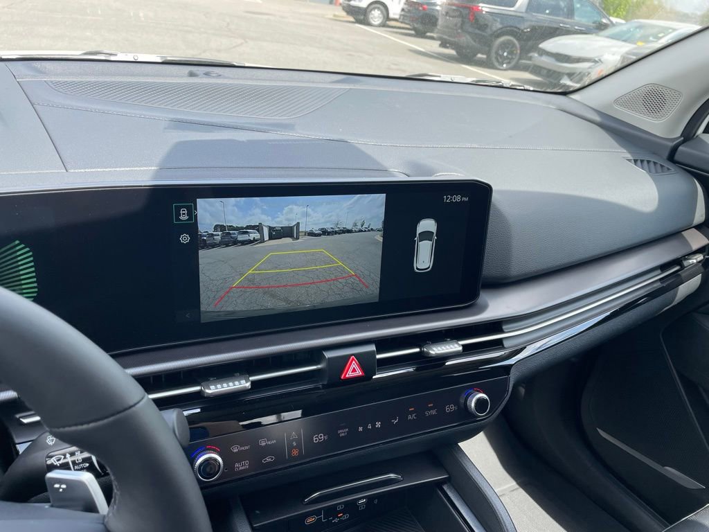 New 2026 Kia Sportage AWD Hybrid image 17