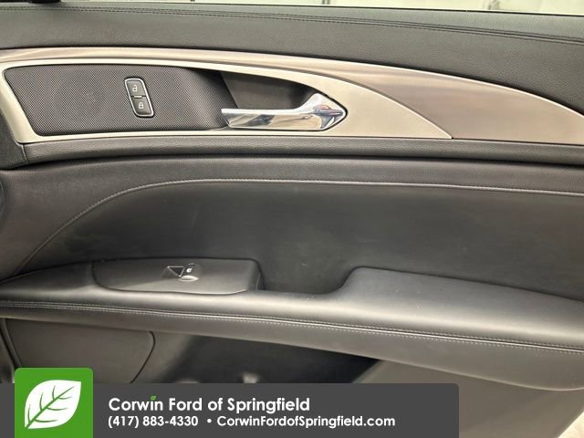 Used 2020 Lincoln MKZ w/ Convenience Package image 20