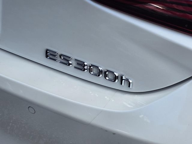 Certified 2023 Lexus ES 300h w/ Premium Package FWD image 16