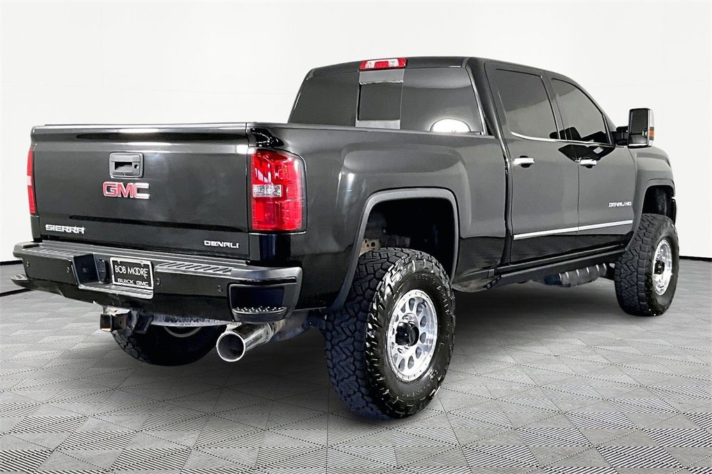 Certified 2019 GMC Sierra 2500 Denali w/ Duramax Plus Package image 6