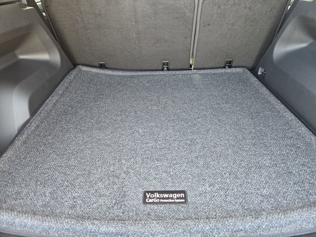 New 2026 Volkswagen Atlas Cross Sport SE image 23