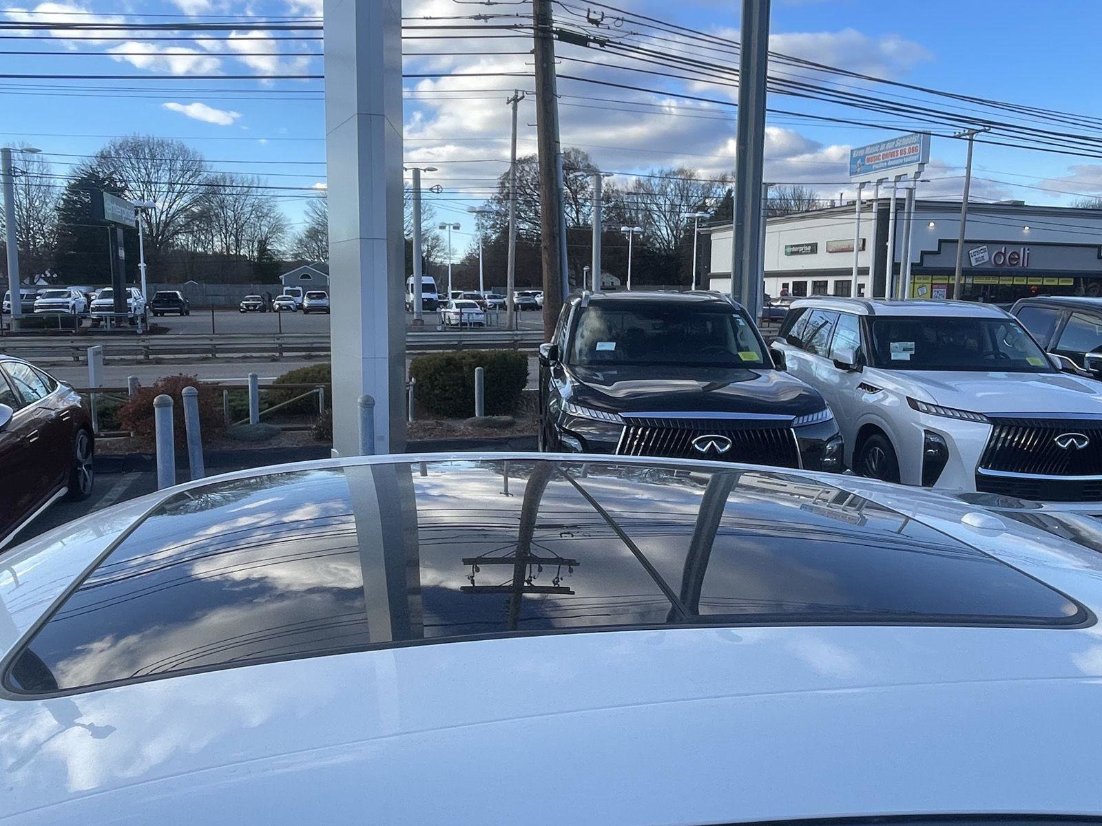 Used 2021 Porsche Macan image 9