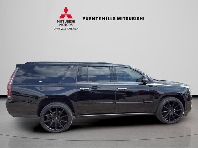 Used 2020 Cadillac Escalade ESV Platinum w/ Escalade Sport Edition AWD/4WD image 4