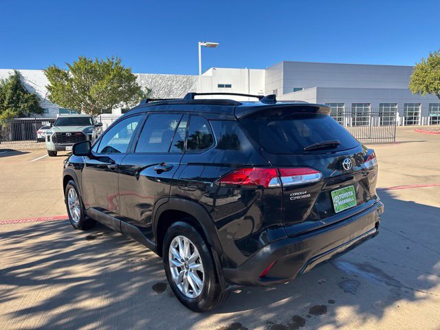 Used 2024 Toyota Corolla Cross LE FWD image 7