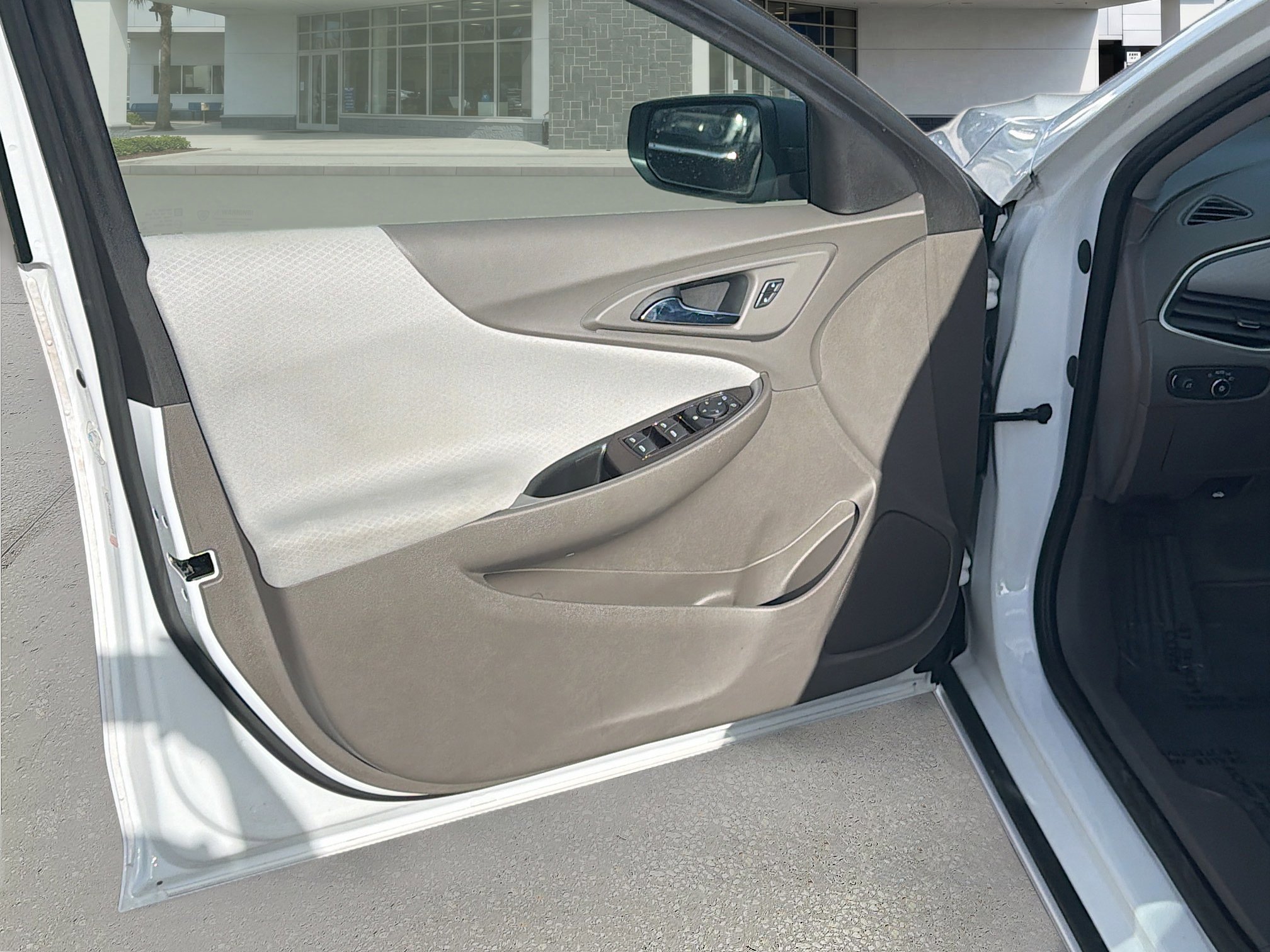 Used 2021 Chevrolet Malibu LS image 20