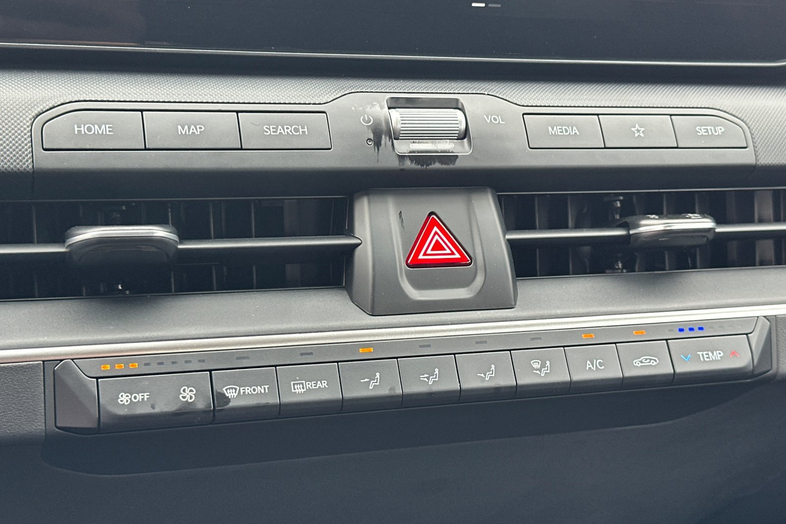 New 2026 Kia K4 FWD image 19
