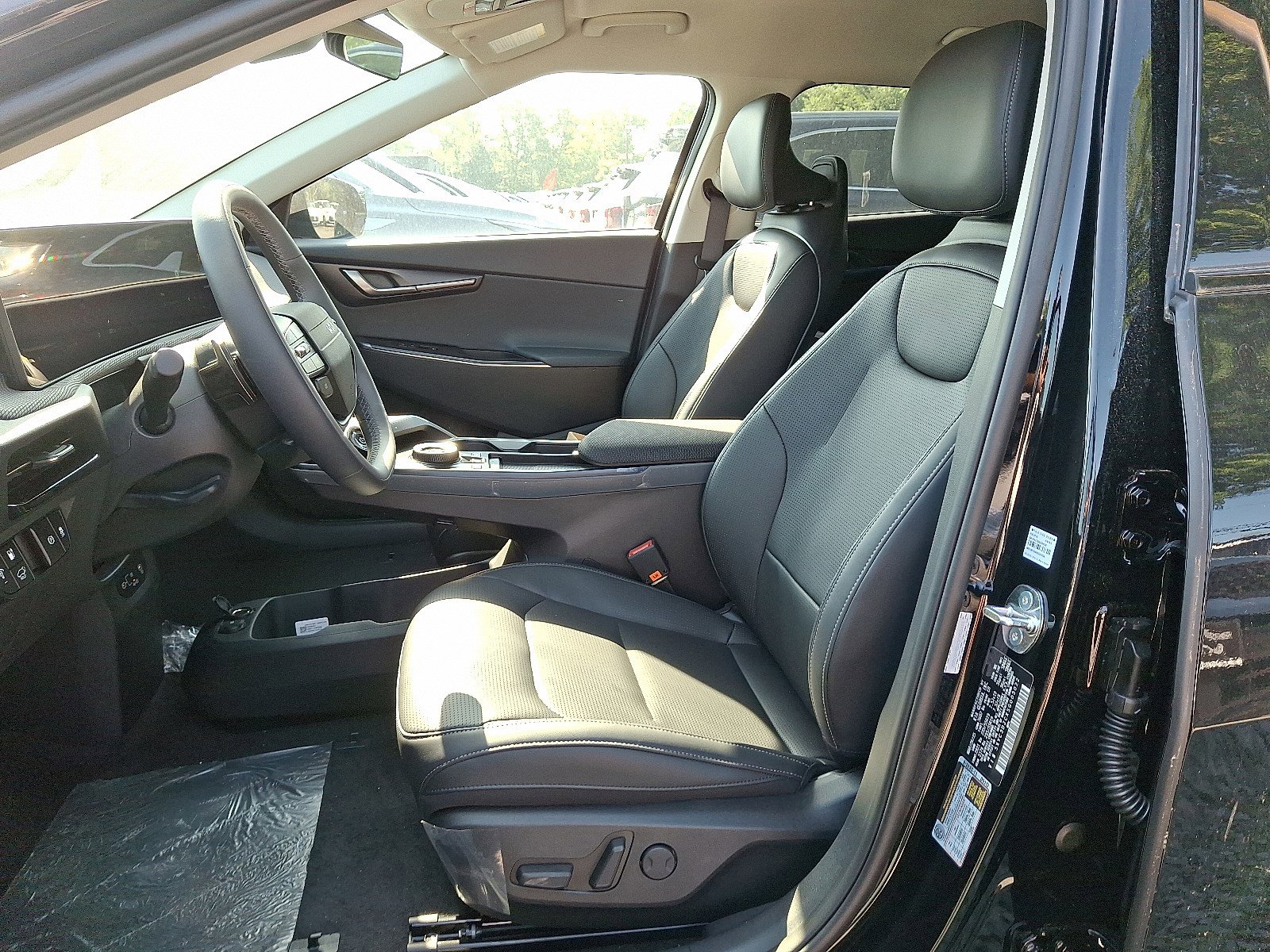 New 2025 Kia EV6 Wind image 7