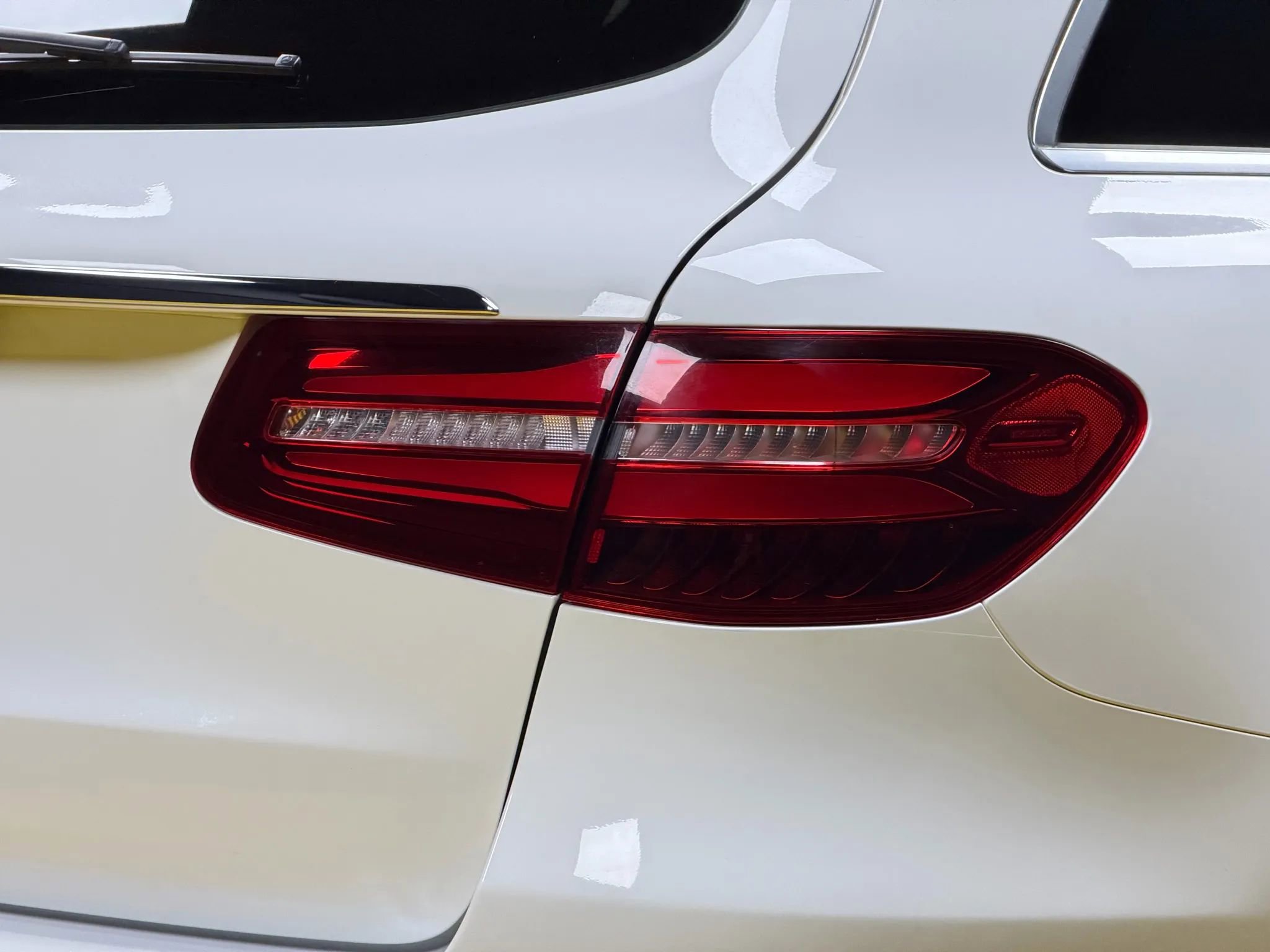 Used 2019 Mercedes-Benz GLC 300 image 8