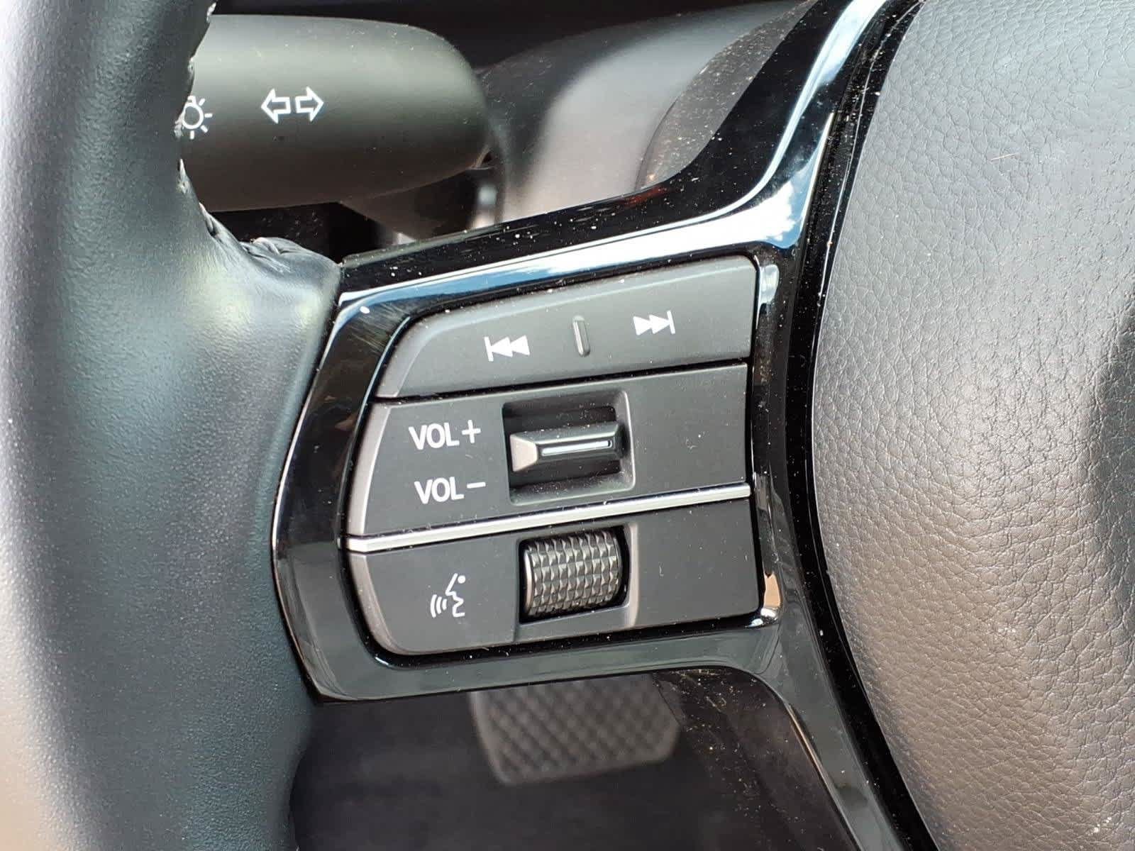 Used 2026 Honda CR-V EX-L image 17