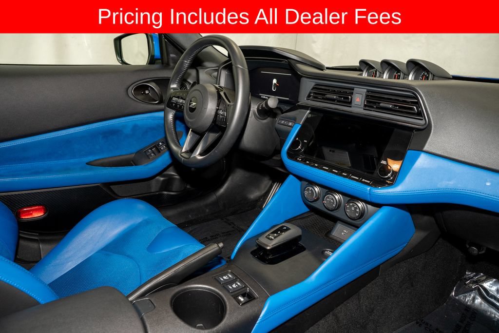 Certified 2025 Nissan Z Performance w/ Floor Mat Package RWD image 8