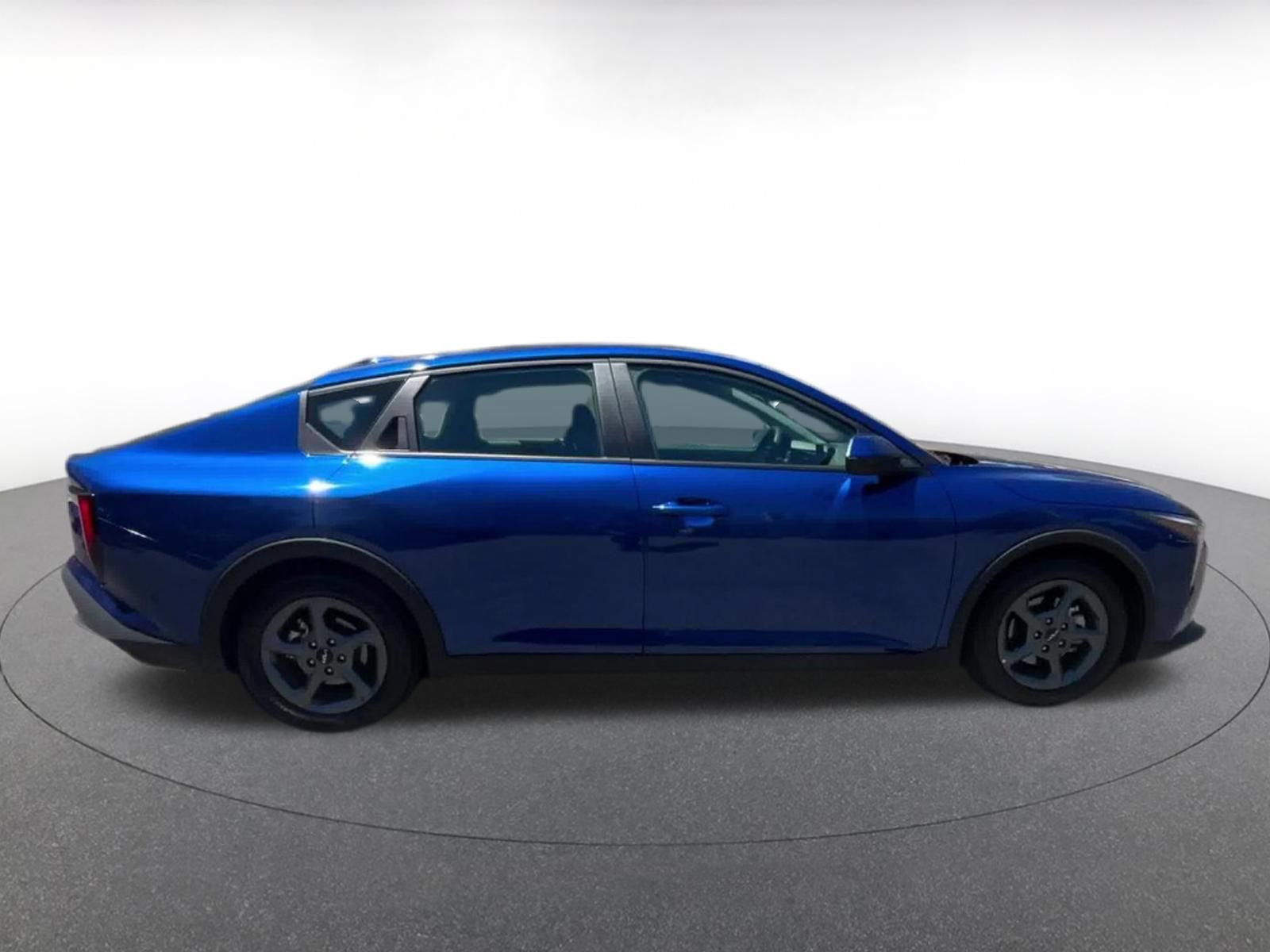 Used 2025 Kia K4 FWD image 16