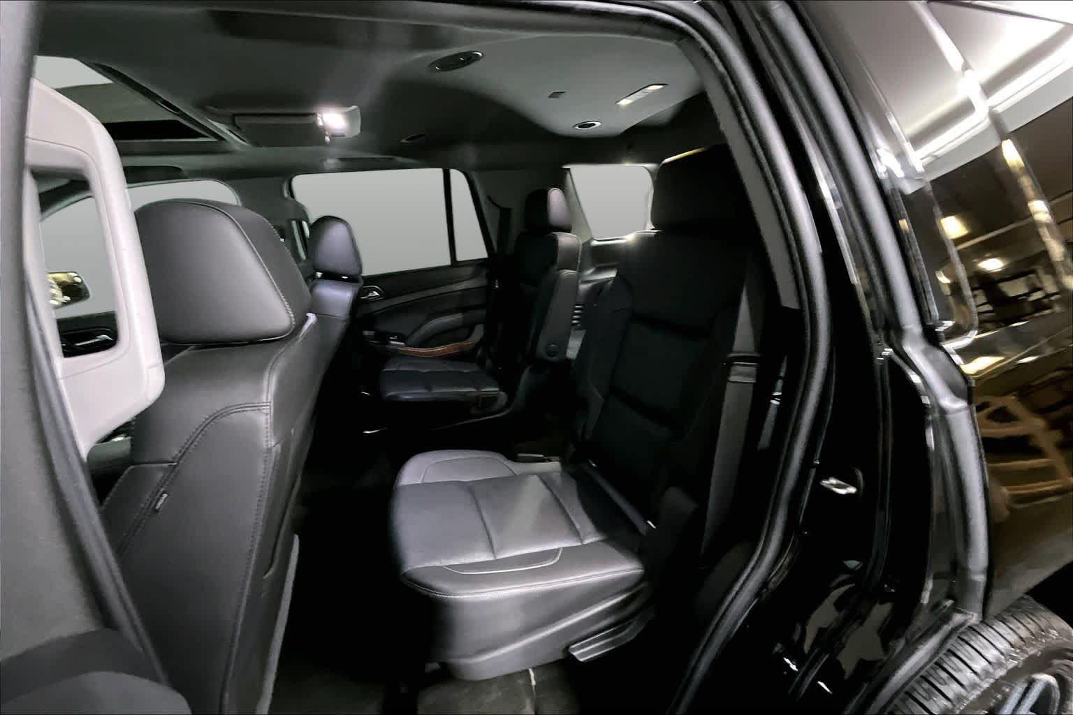 Used 2018 Chevrolet Tahoe Premier AWD/4WD image 21