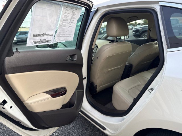 Used 2016 Buick Verano Leather w/ Driver Confidence Package FWD image 23