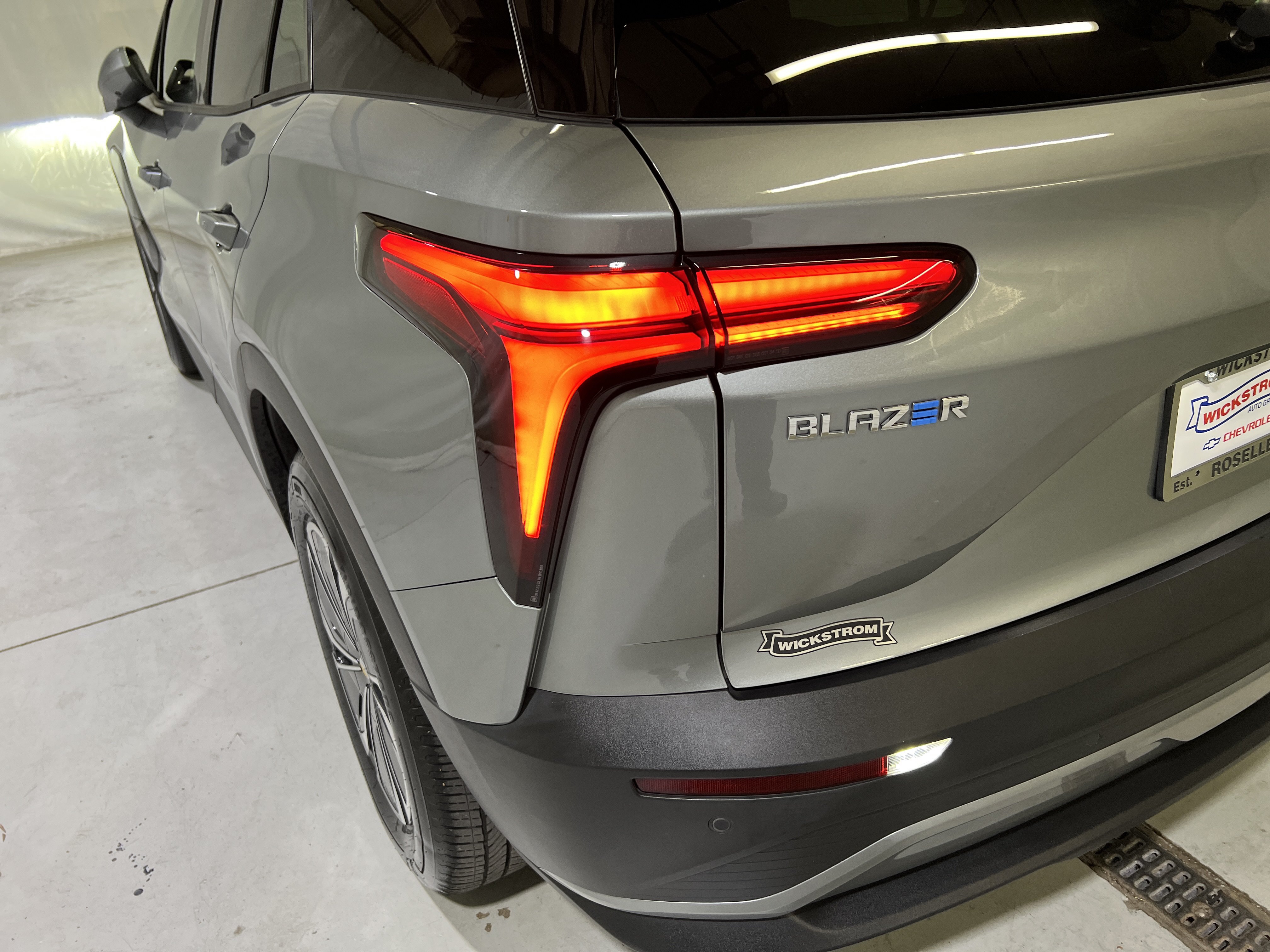 Certified 2024 Chevrolet Blazer EV LT AWD/4WD image 10