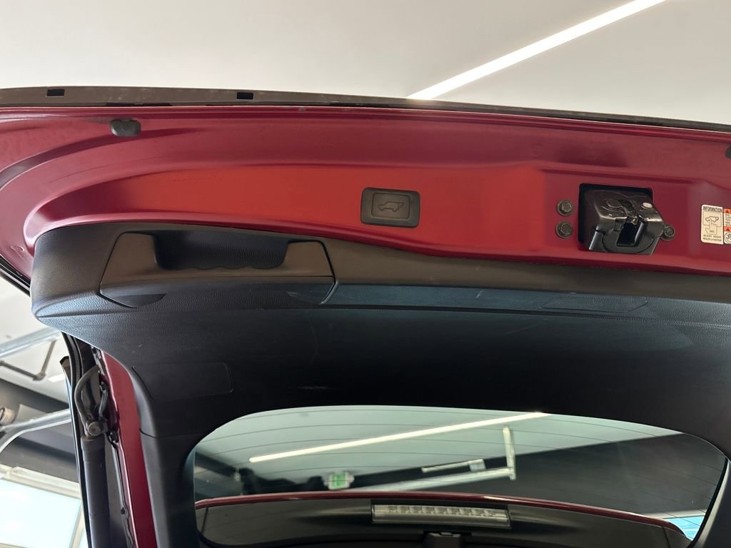 Used 2023 Toyota RAV4 XLE Premium image 42