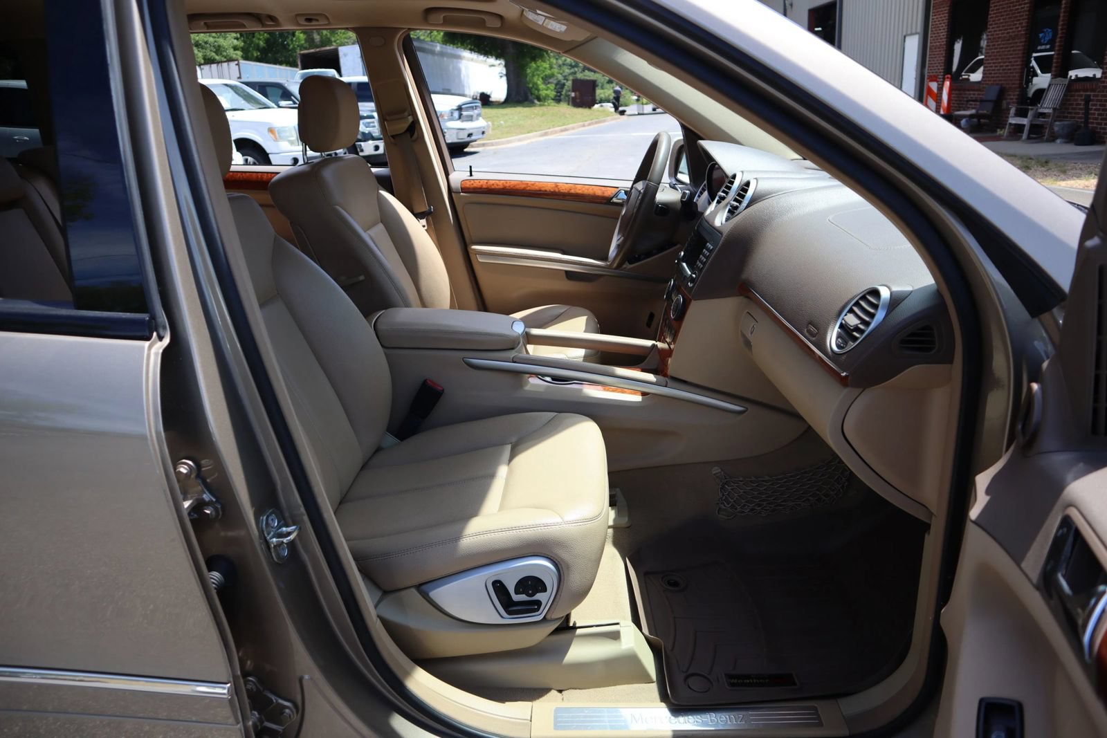 Used 2008 Mercedes-Benz GL 320 CDI 4MATIC image 22