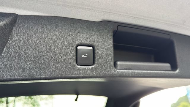 Certified 2024 Ford Escape Platinum AWD/4WD image 19