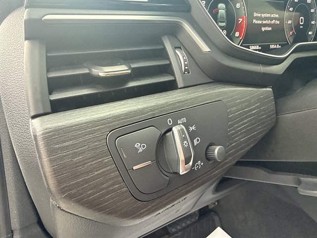 Used 2021 Audi A4 2.0T Premium Plus w/ Premium Plus Package AWD/4WD image 23