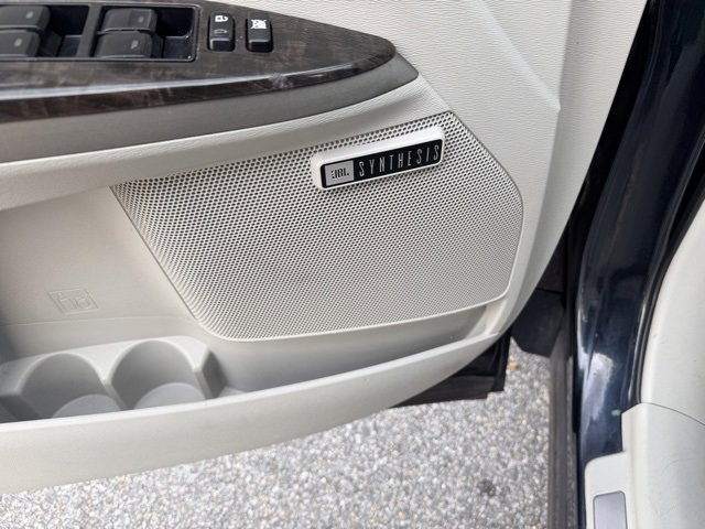 Used 2013 Toyota Venza XLE image 16