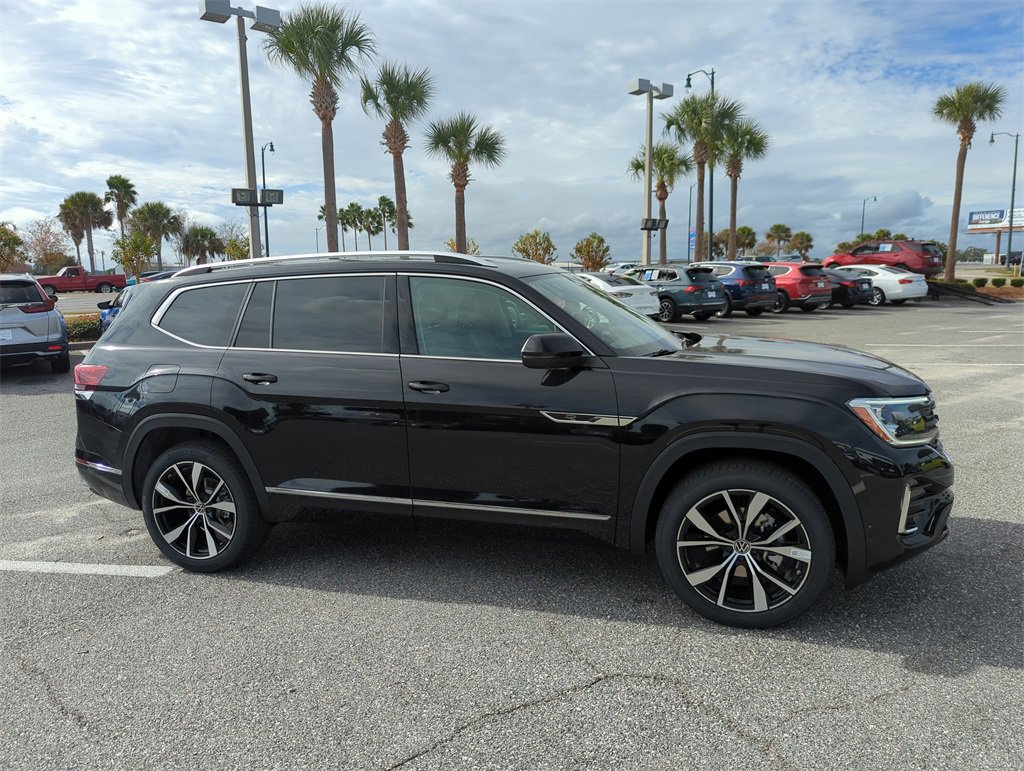 New 2026 Volkswagen Atlas SEL Premium R-Line image 2