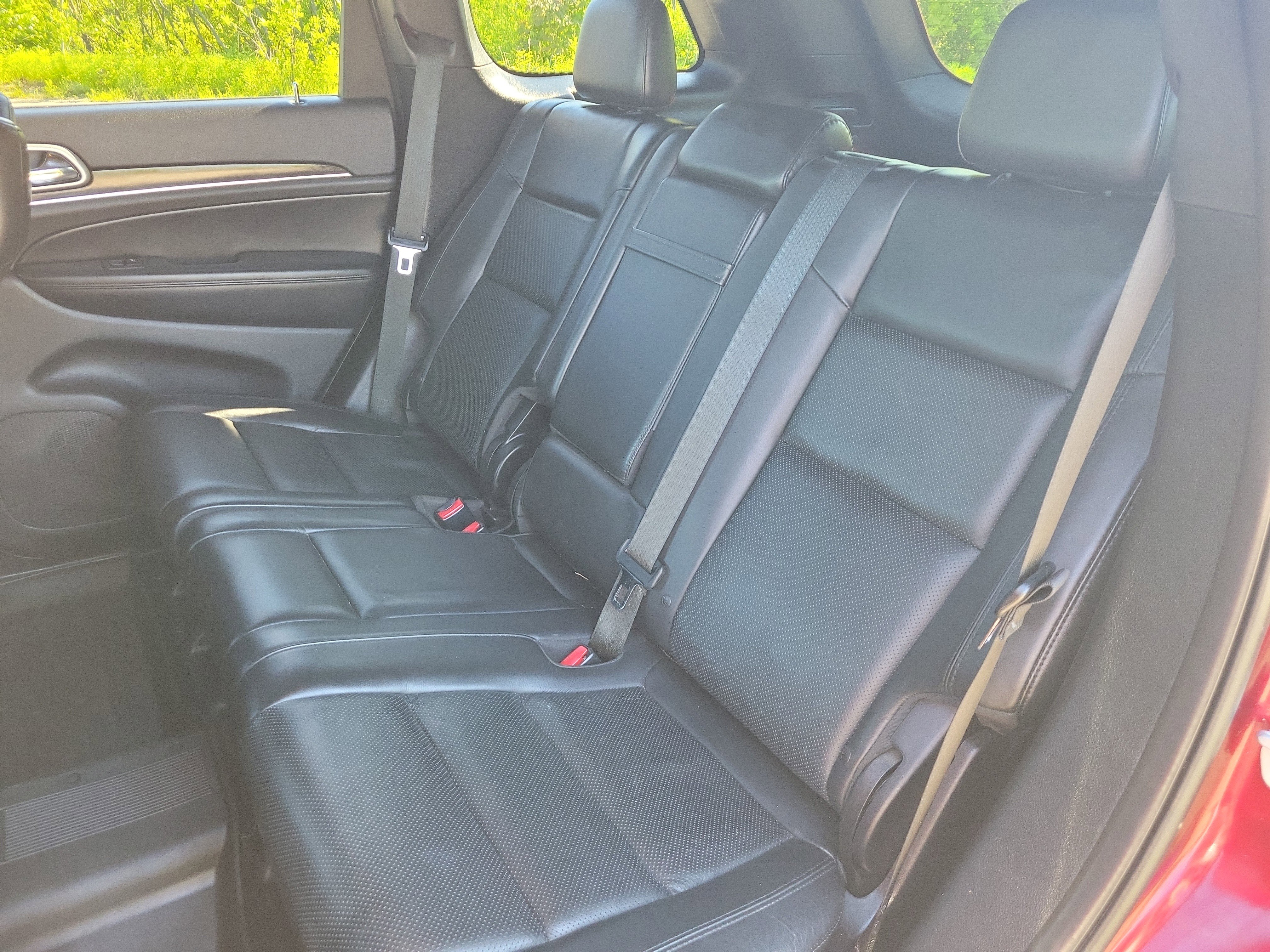 Used 2018 Jeep Grand Cherokee Limited w/ Luxury Group II AWD/4WD image 16