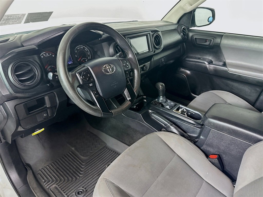 Used 2019 Toyota Tacoma SR image 31