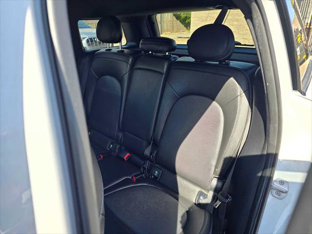 Used 2019 MINI Cooper Countryman S w/ Premium Package image 19