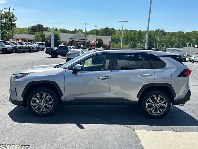Used 2025 Toyota RAV4 XLE Premium w/ Weather Package AWD/4WD image 6