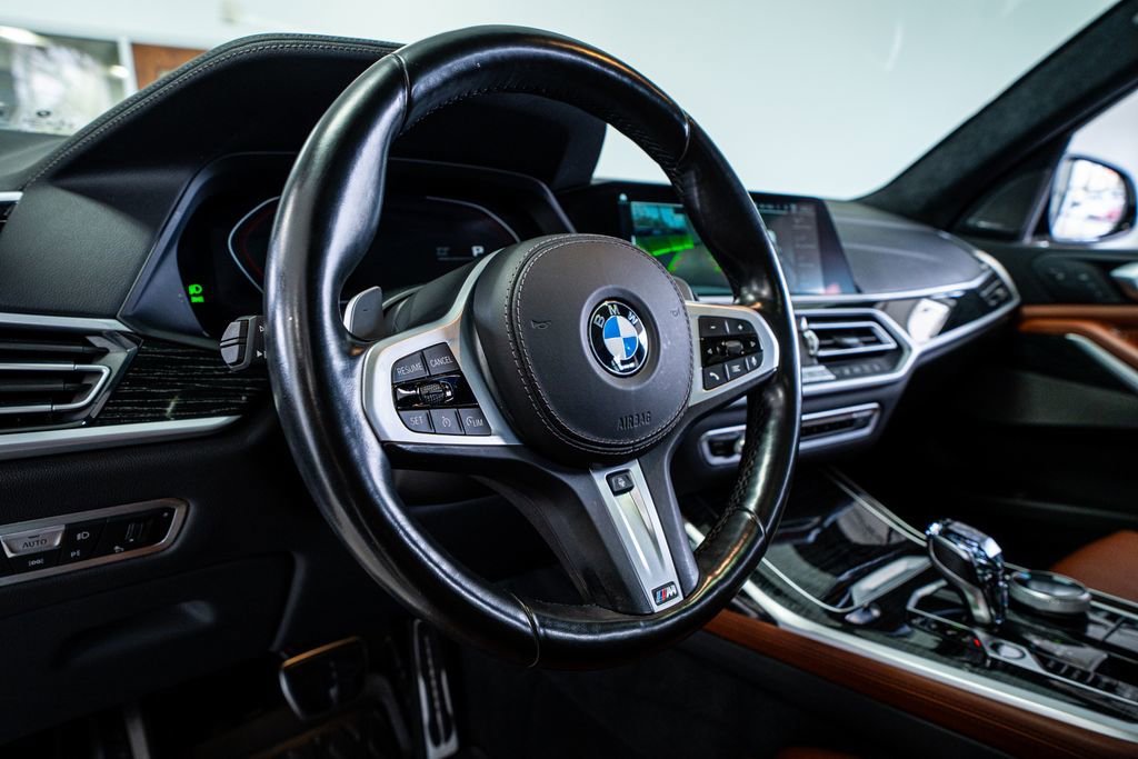 Used 2021 BMW X7 M50i w/ Executive Package AWD/4WD image 36