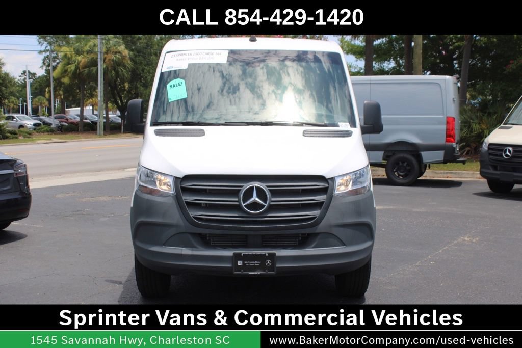 Used 2023 Mercedes-Benz Sprinter 2500 image 3