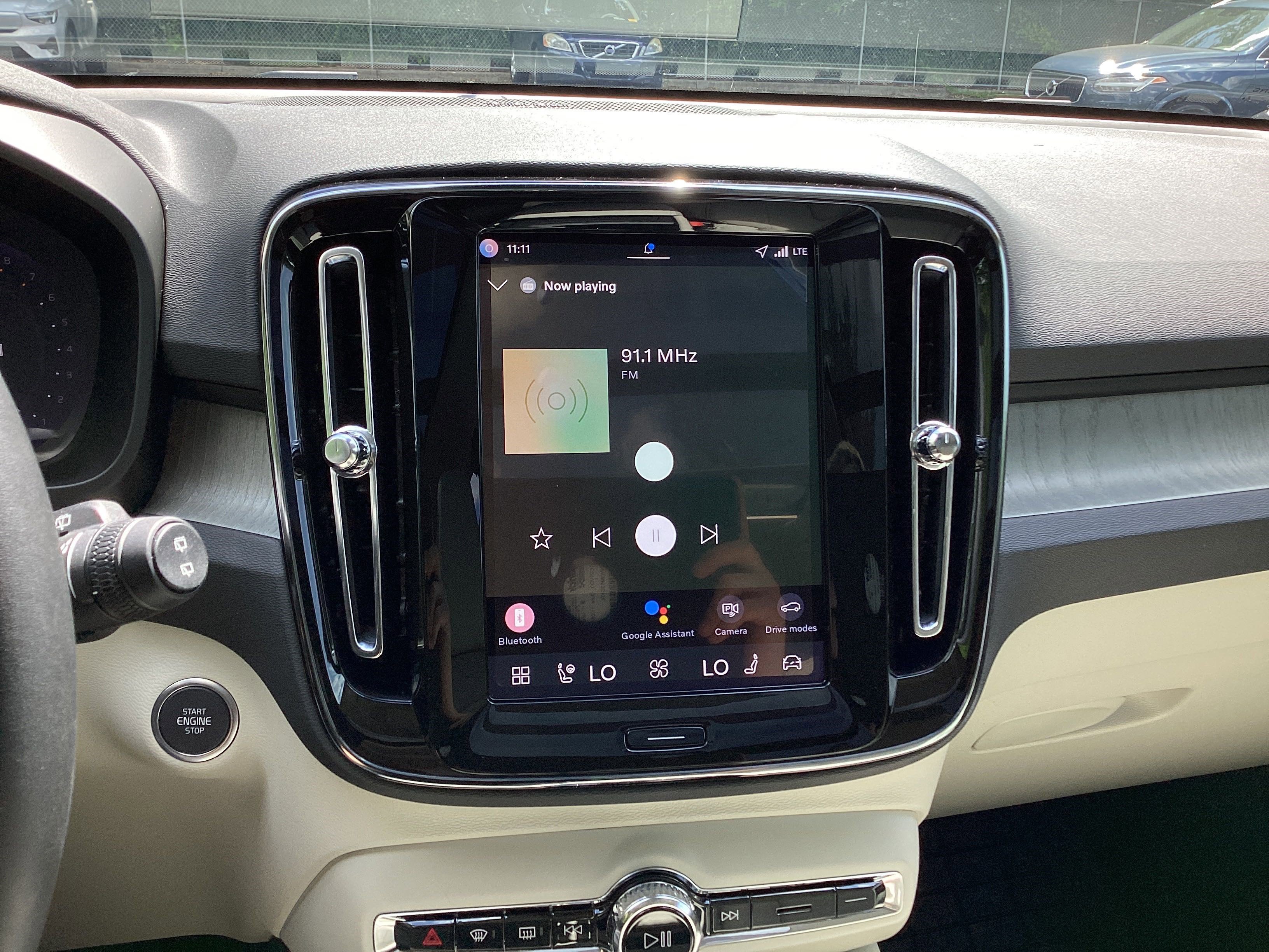 Used 2026 Volvo XC40 B5 Ultra w/ Protection Package Premier image 43