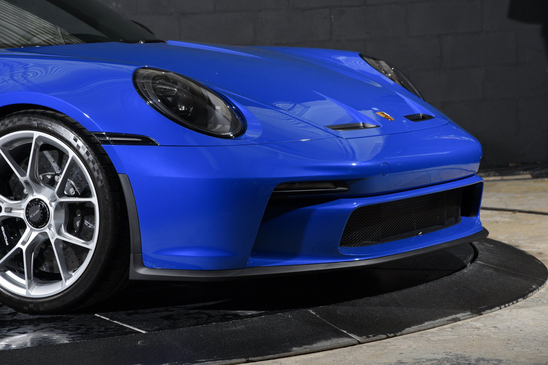 Used 2022 Porsche 911 GT3 RWD image 24