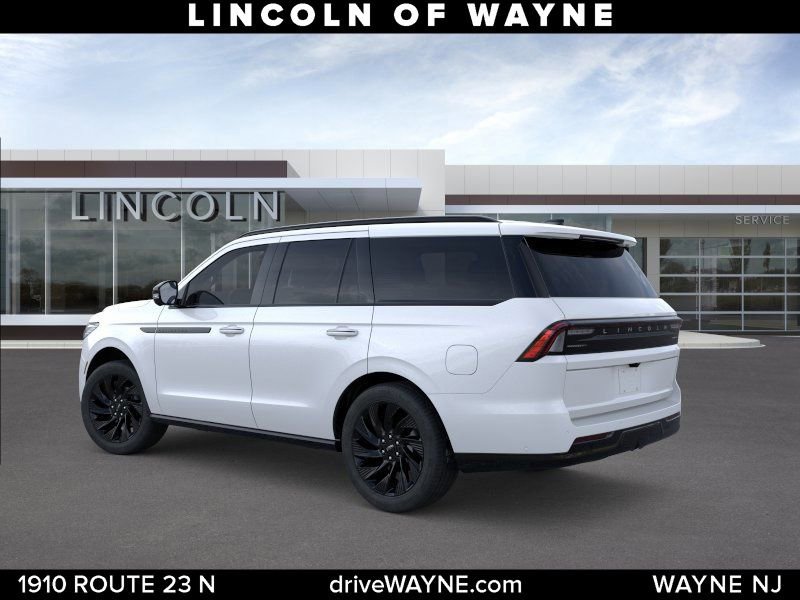 New 2025 Lincoln Navigator Reserve w/ Jet Appearance Package image 5