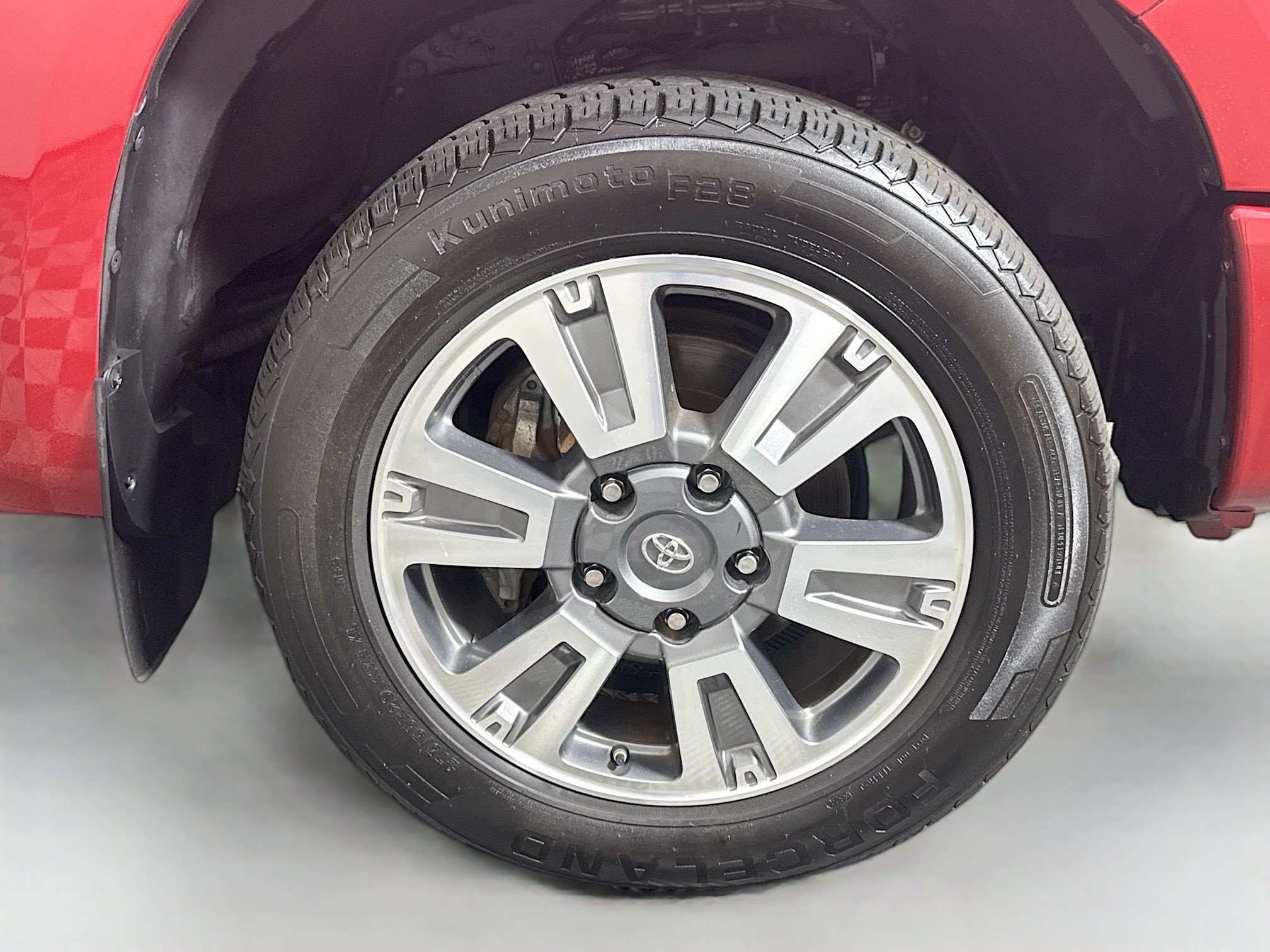 Used 2021 Toyota Tundra Platinum RWD image 32