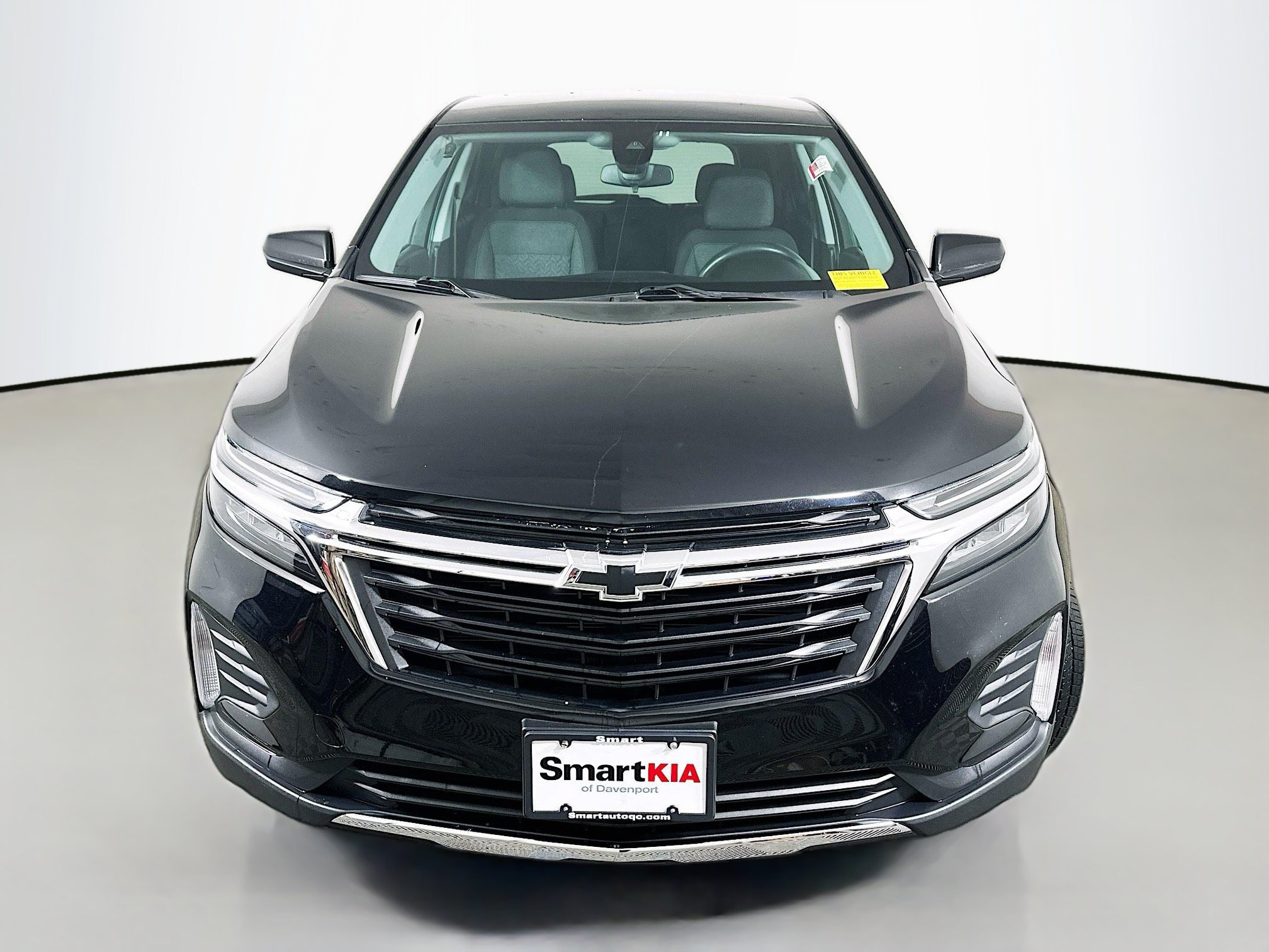 Used 2023 Chevrolet Equinox LT AWD/4WD image 2