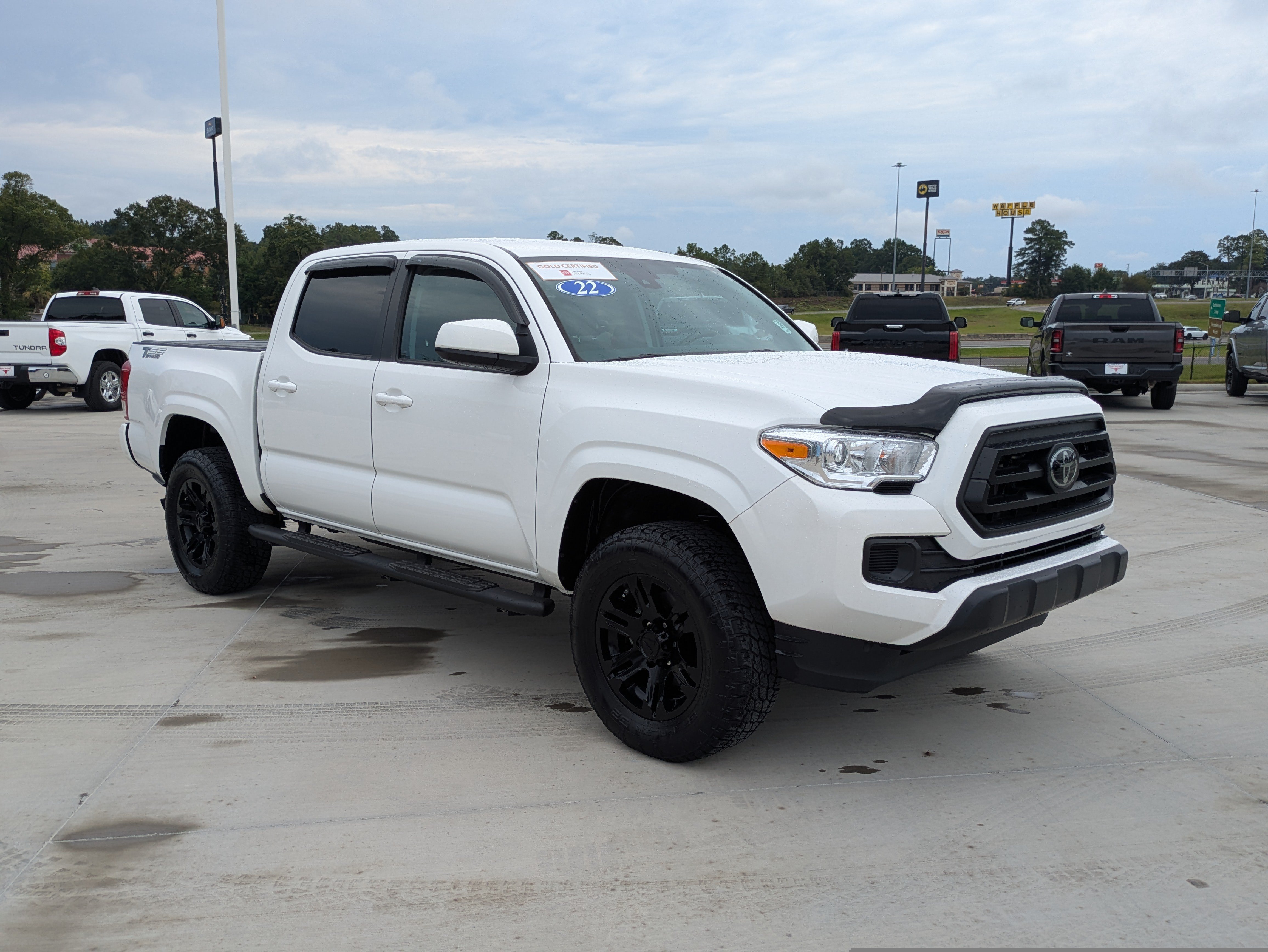 Certified 2022 Toyota Tacoma SR w/ SR Convenience Package RWD image 8