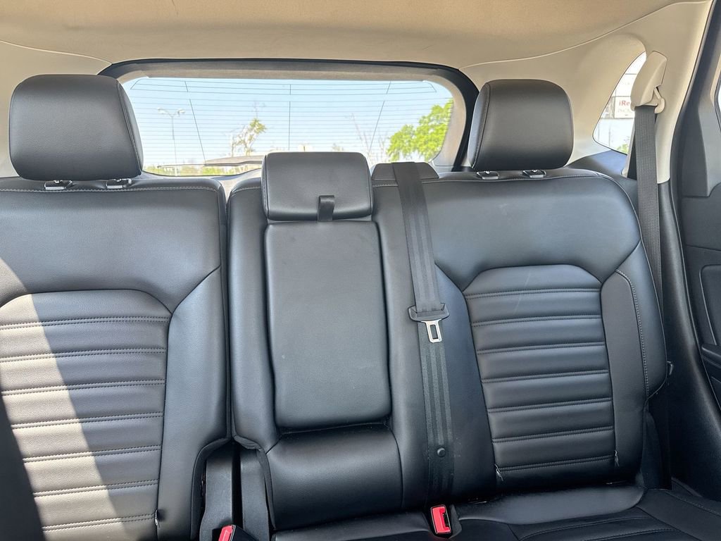 Used 2022 Ford Edge SEL image 33