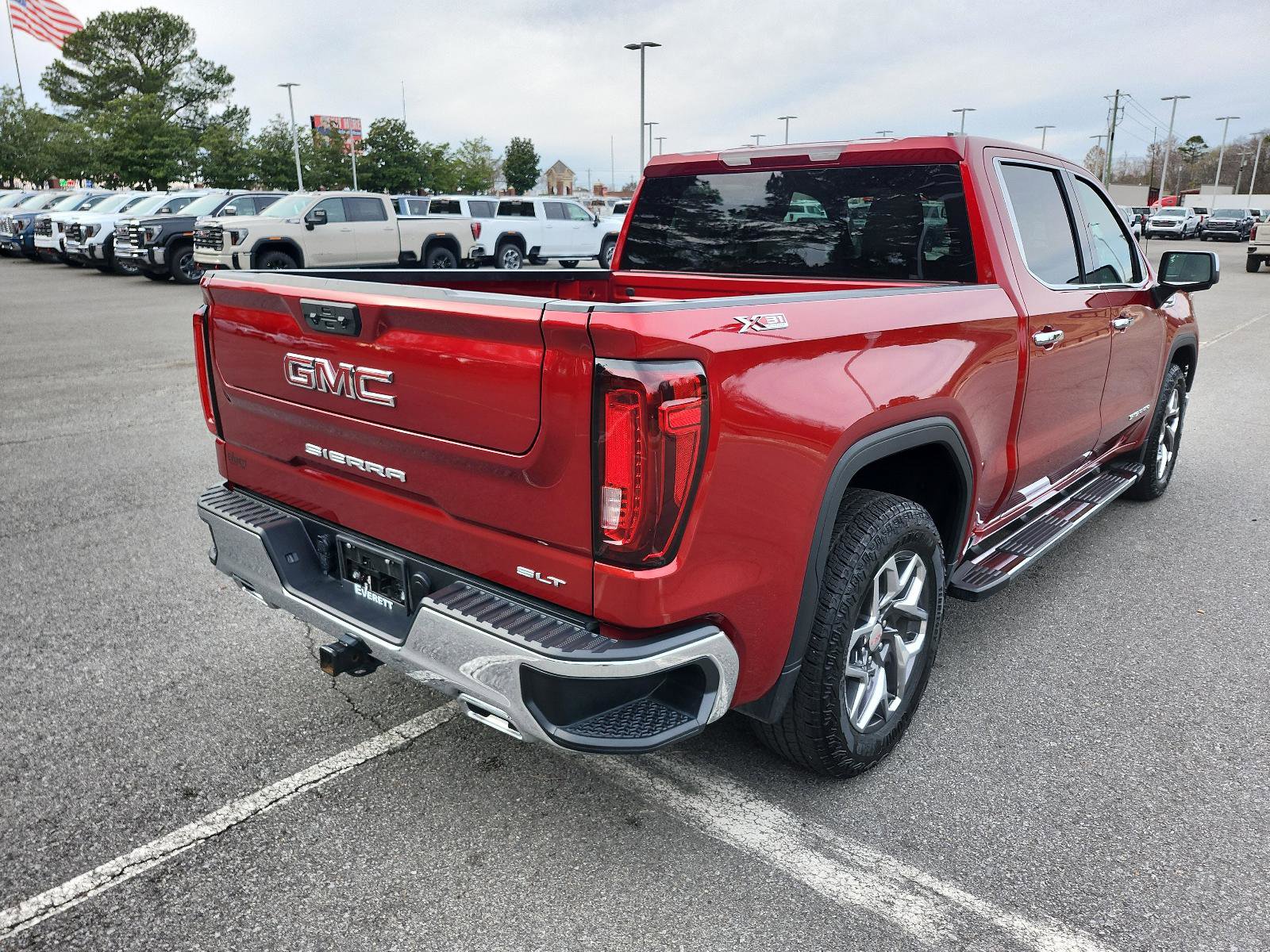 Certified 2023 GMC Sierra 1500 SLT w/ SLT Premium Package image 3
