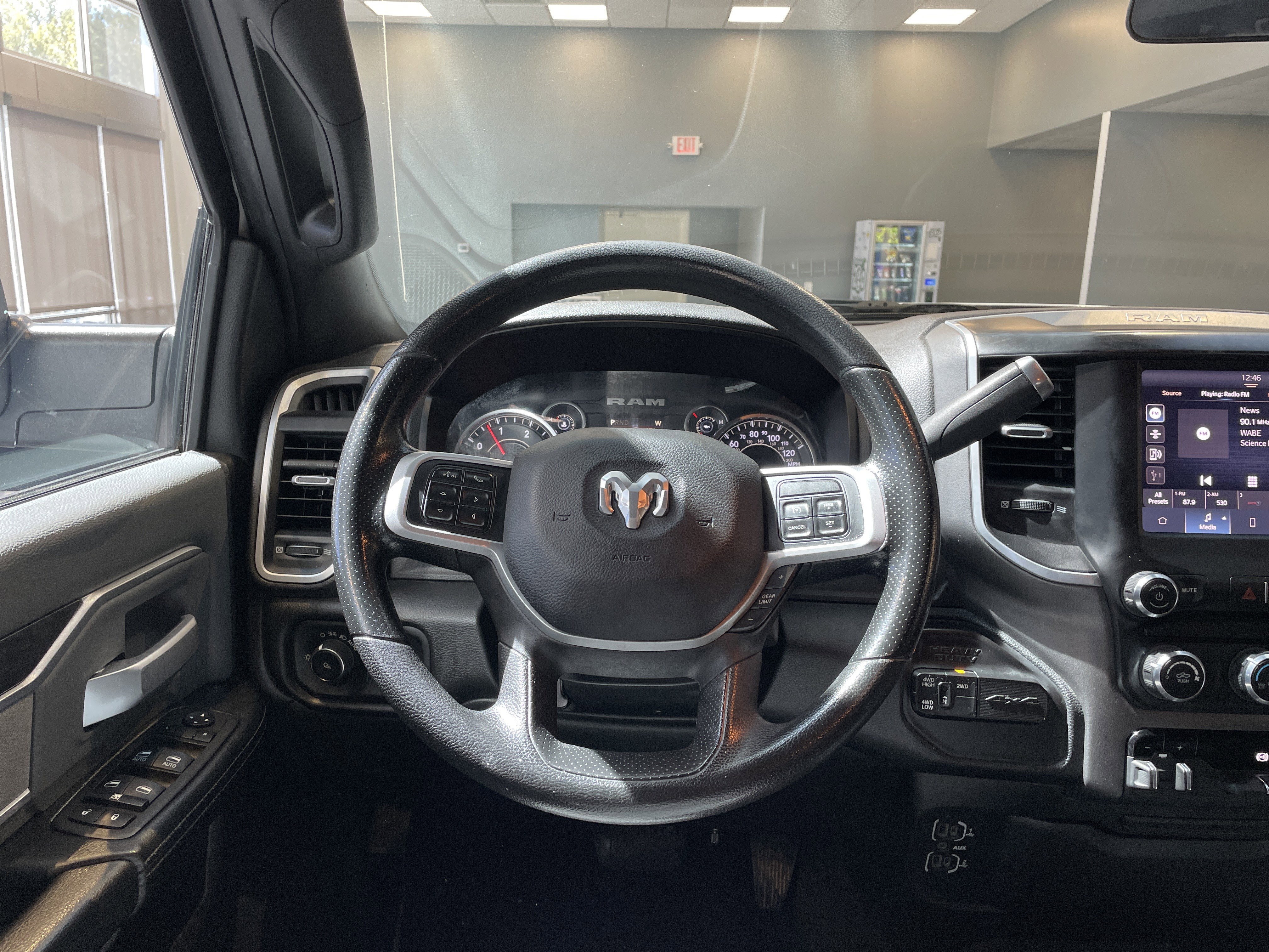Used 2022 RAM 3500 Big Horn AWD/4WD image 19