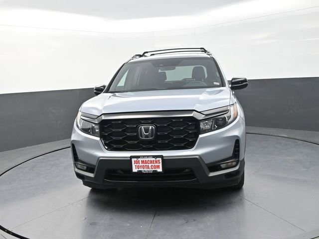 Used 2023 Honda Passport Elite image 2