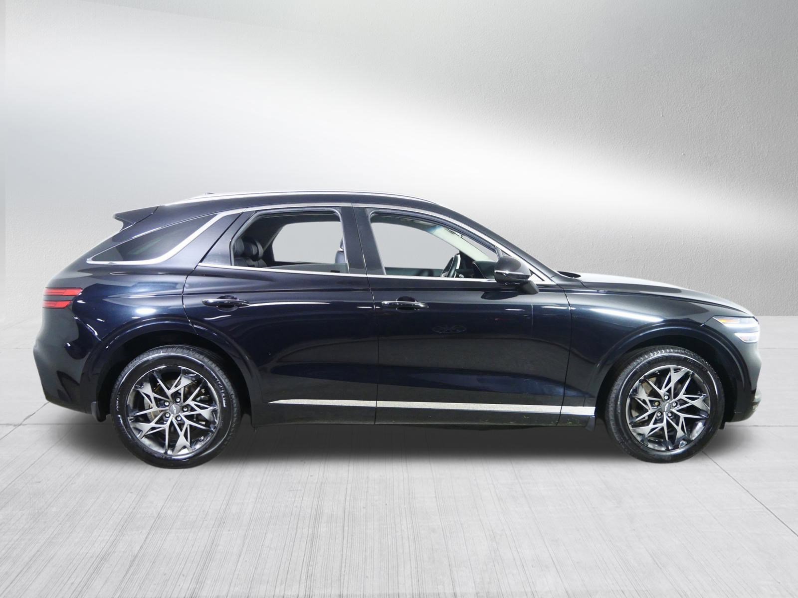 Certified 2022 Genesis GV70 2.5T w/ Select Package image 8