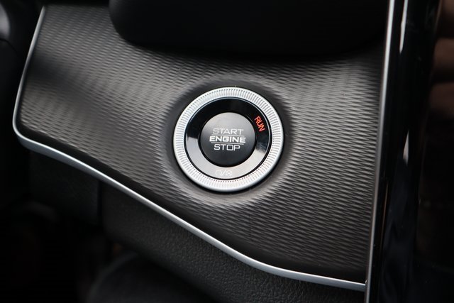 New 2025 Jeep Grand Cherokee L Altitude image 13