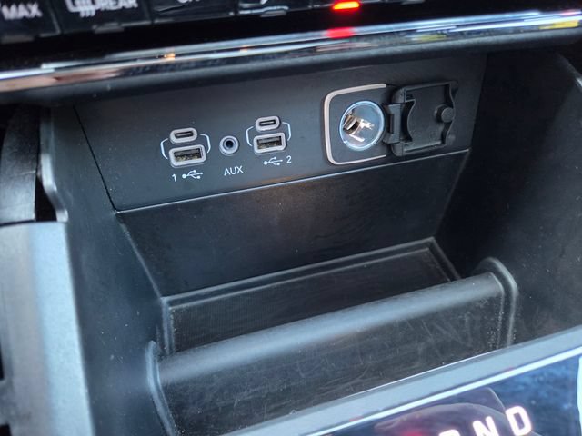 Used 2025 Jeep Grand Cherokee Summit w/ Obsidian Package AWD/4WD image 22