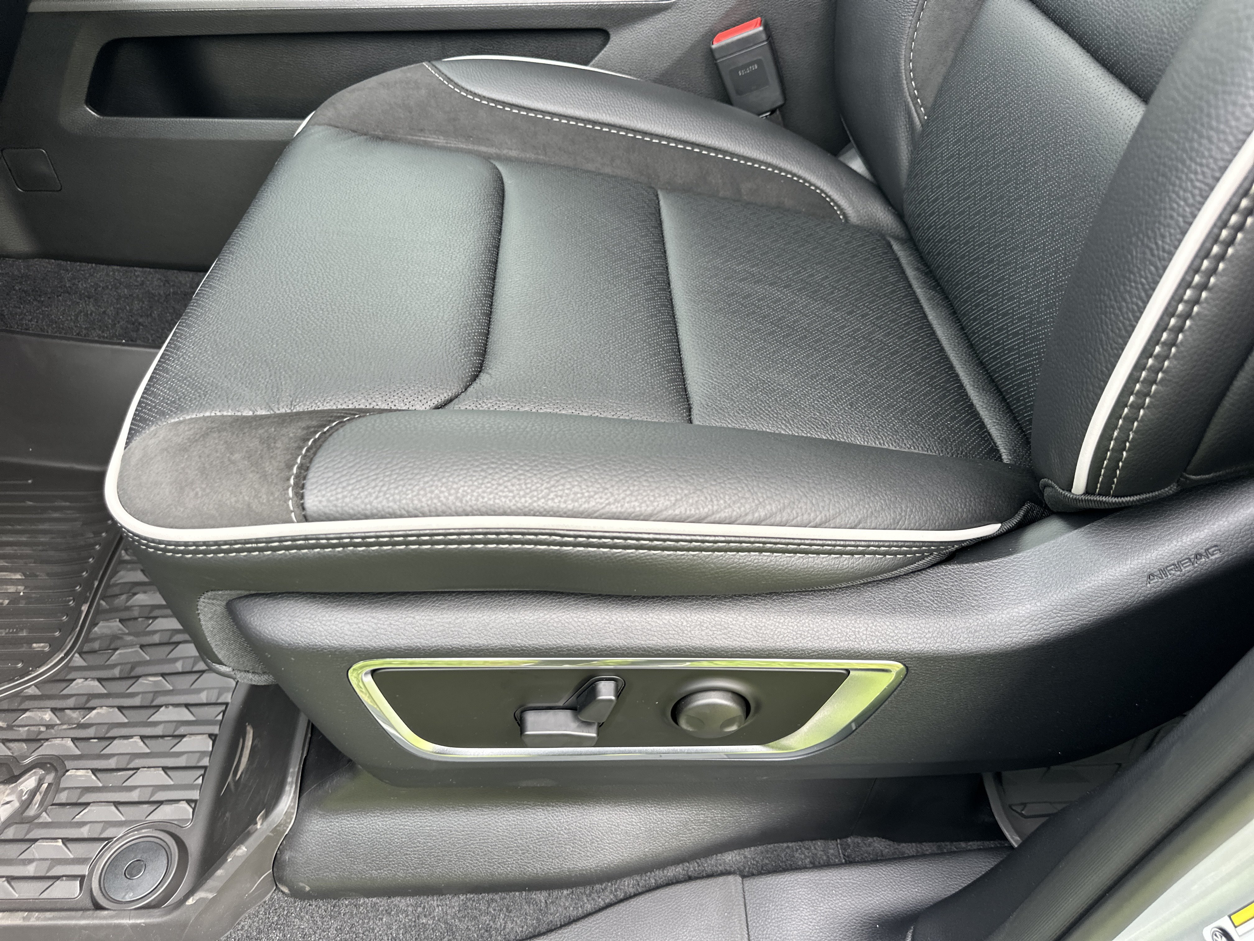 New 2027 RAM 1500 Laramie AWD/4WD image 31