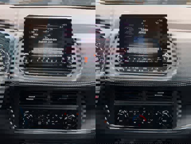 Used 2023 Nissan Rogue S image 23