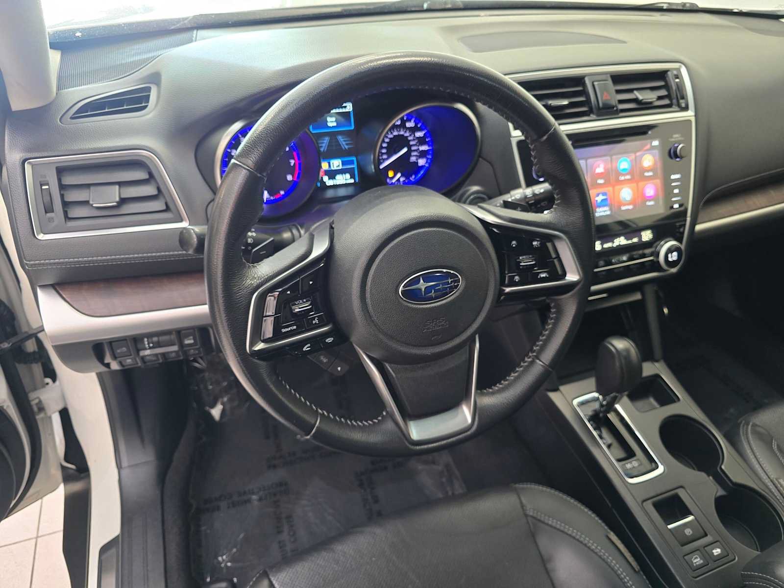 Used 2019 Subaru Outback 3.6R Limited w/ Popular Package #2 AWD/4WD image 2